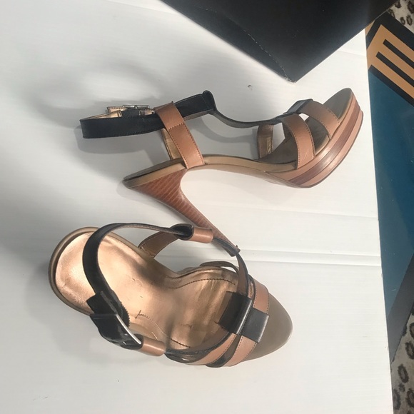 BCBG Paris Emonee Heels - Picture 3 of 6